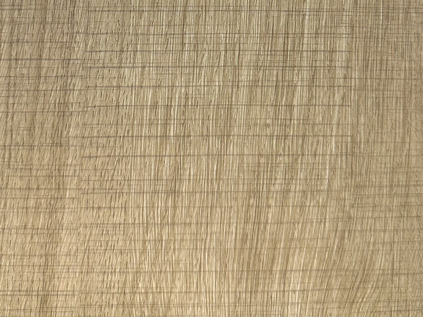 海島型超耐磨(夾板式耐磨)，適用氣候潮濕的環境。